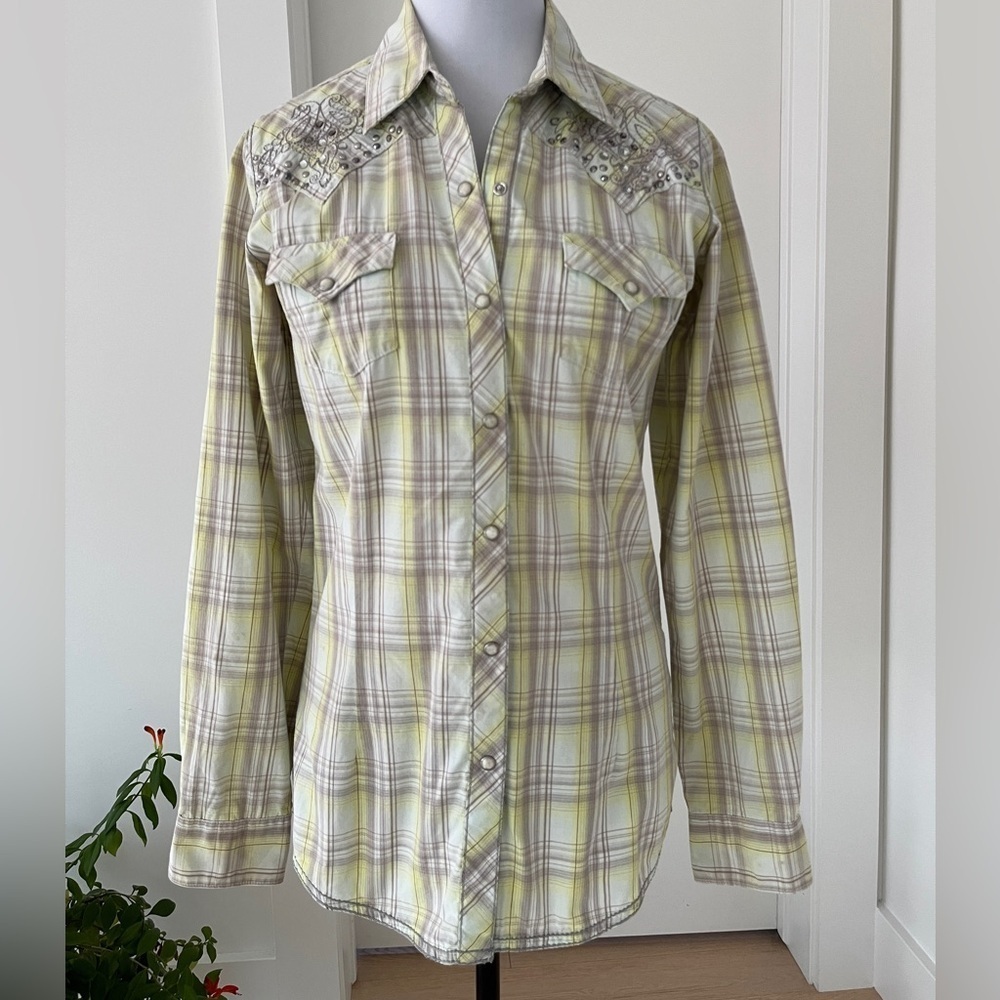 ROCK 47 Wrangler Pearl Snap Front Long Sleeve Plaid Shirt Embellished Embroidery